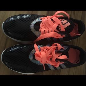 Adidas Stella Sport Yvori training Sneakers 5 1/2